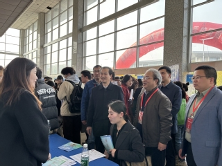 争春早 促就业｜QY球友会举行20...